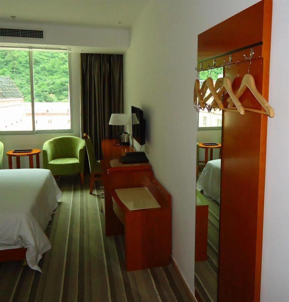 5 Yue Hotel Ťiou-čaj-kou Exteriér fotografie
