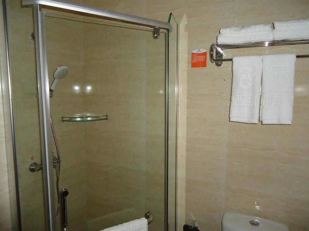 5 Yue Hotel Ťiou-čaj-kou Exteriér fotografie